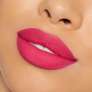 Kylie Cosmetics Matte Lip Kit Valentine